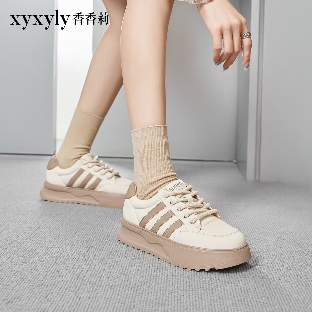 香香莉秋季新款女鞋厚底超轻小白鞋运动休闲面包鞋下单送十双棉袜