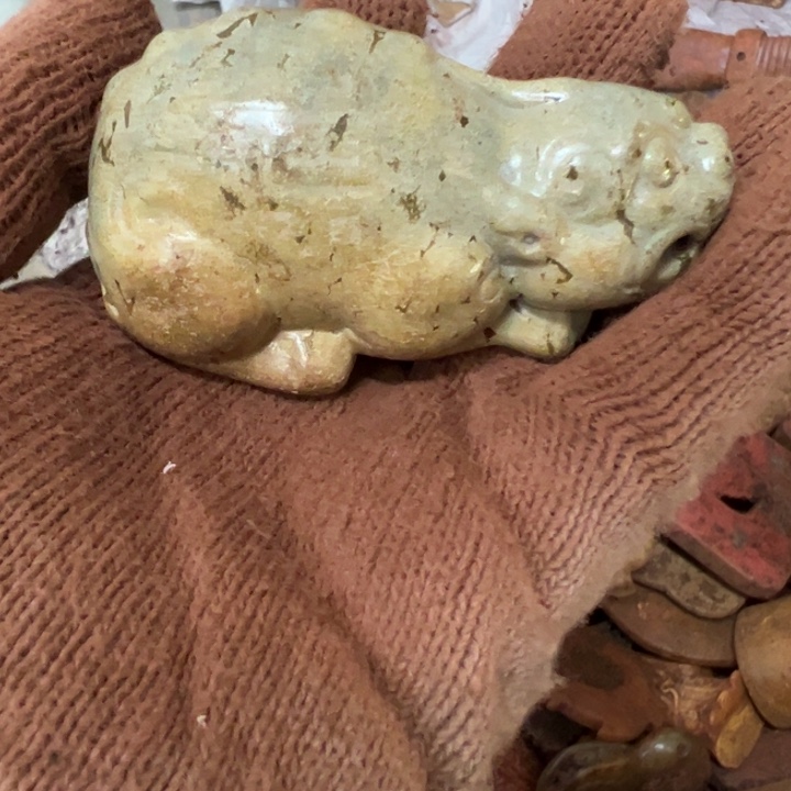 风***筝和田玉（黄玉）未镶嵌挂件