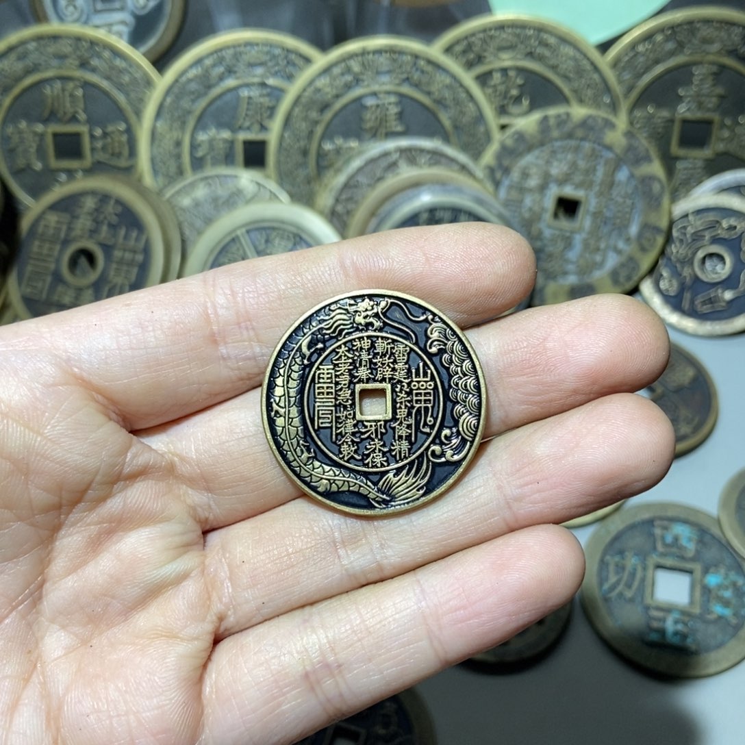 铜现代工艺品花钱