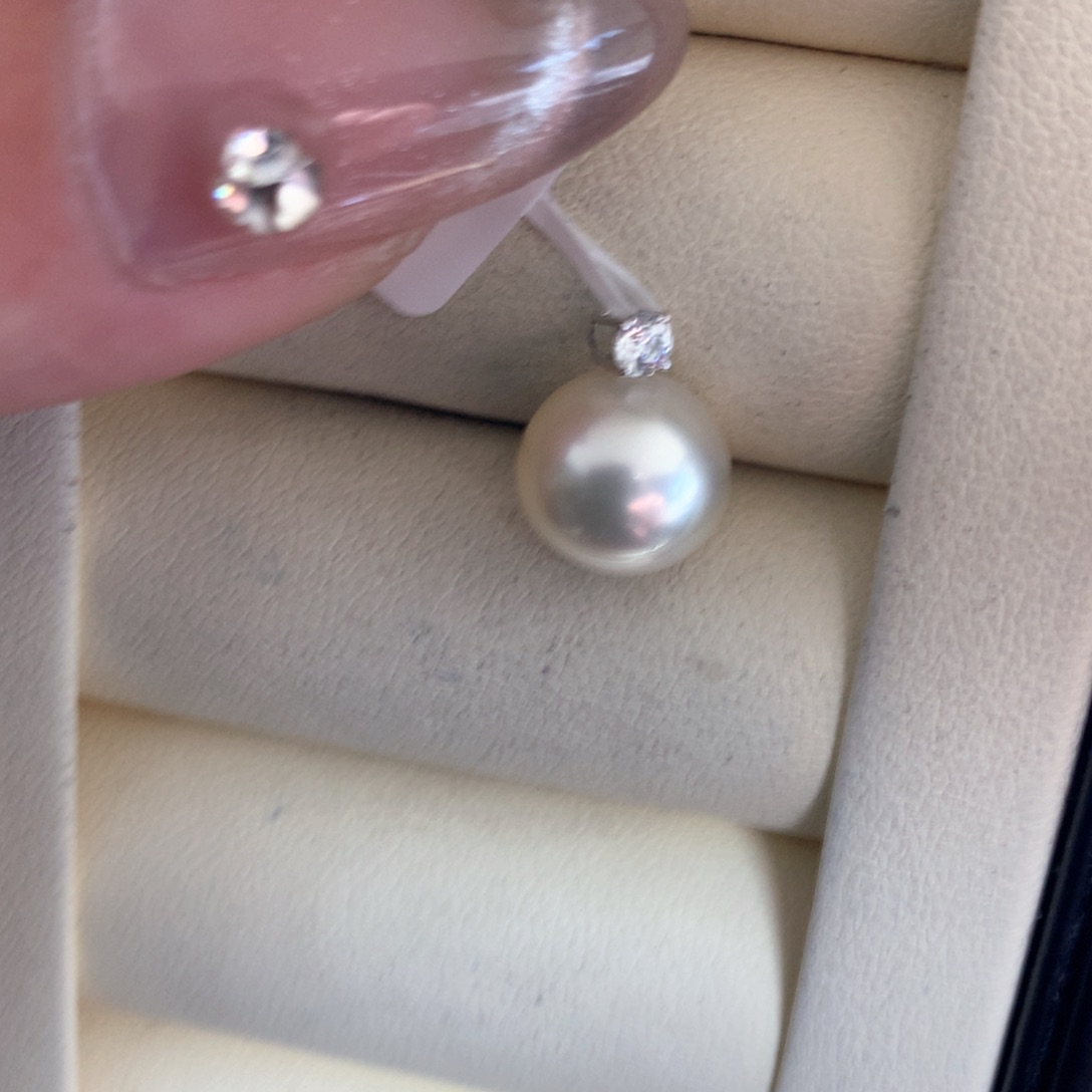 海水珍珠颈饰18K金镶嵌