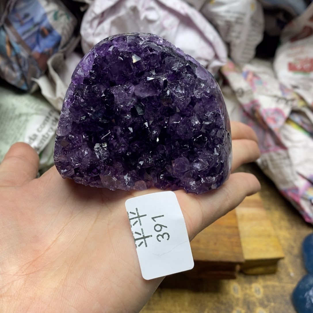 紫晶乌拉圭未镶嵌