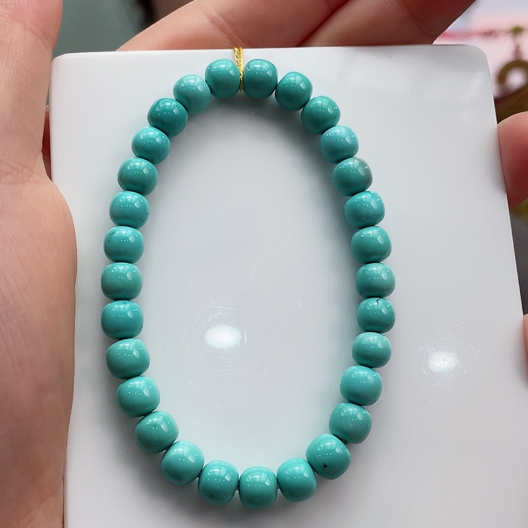 绿松石颈饰未镶嵌