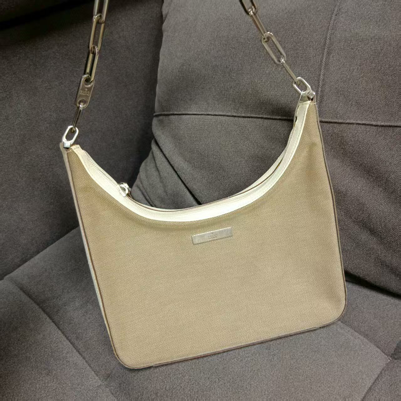 95新 GUCCI/古驰 G专属/古驰单肩包/18057