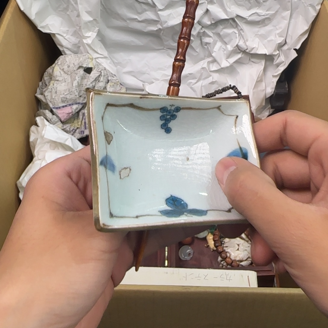 陶瓷孤品单件车里拍的