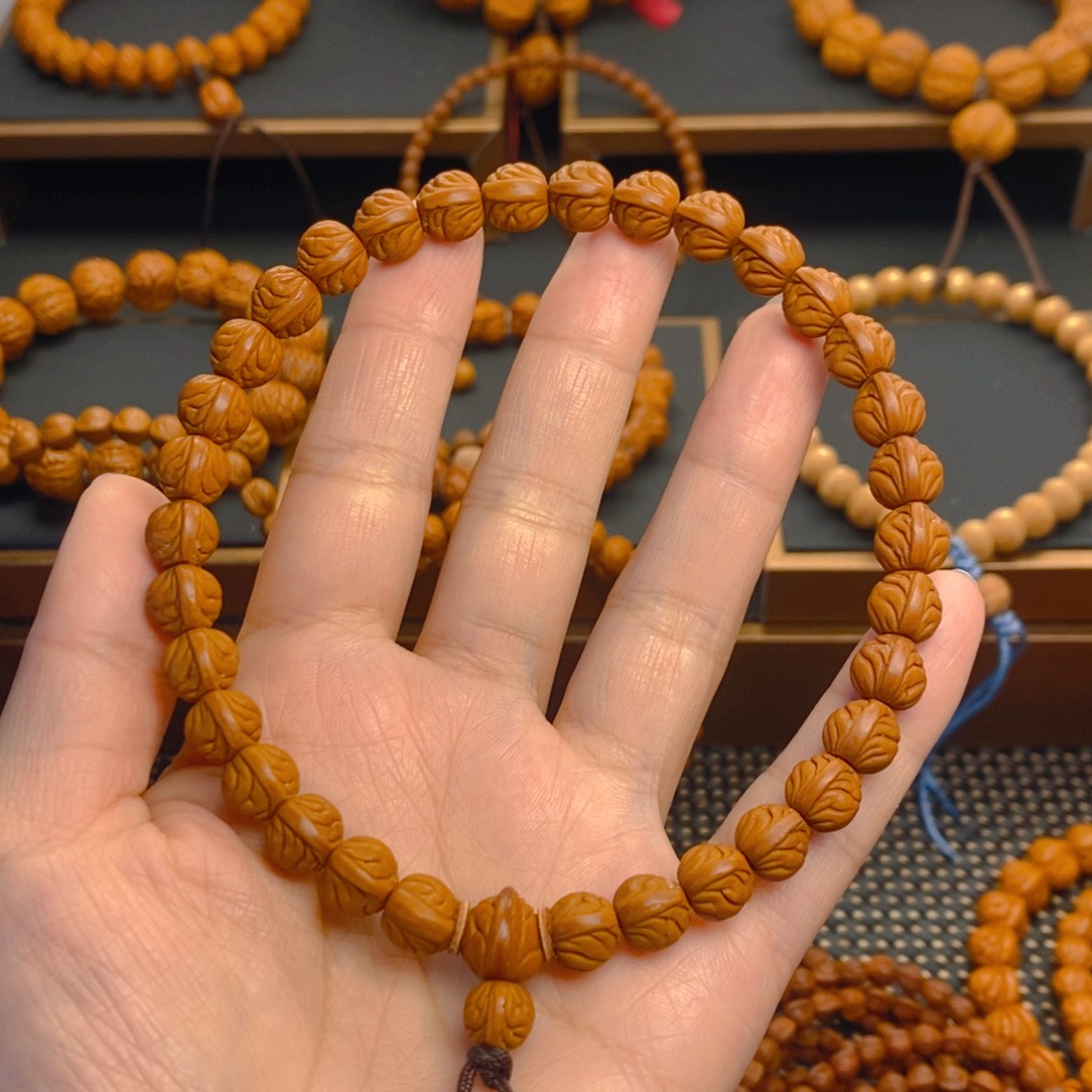 魑***魉桃核吊坠秦岭森林09