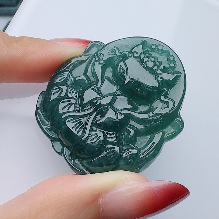 颈饰未镶嵌翡翠多样性发其一