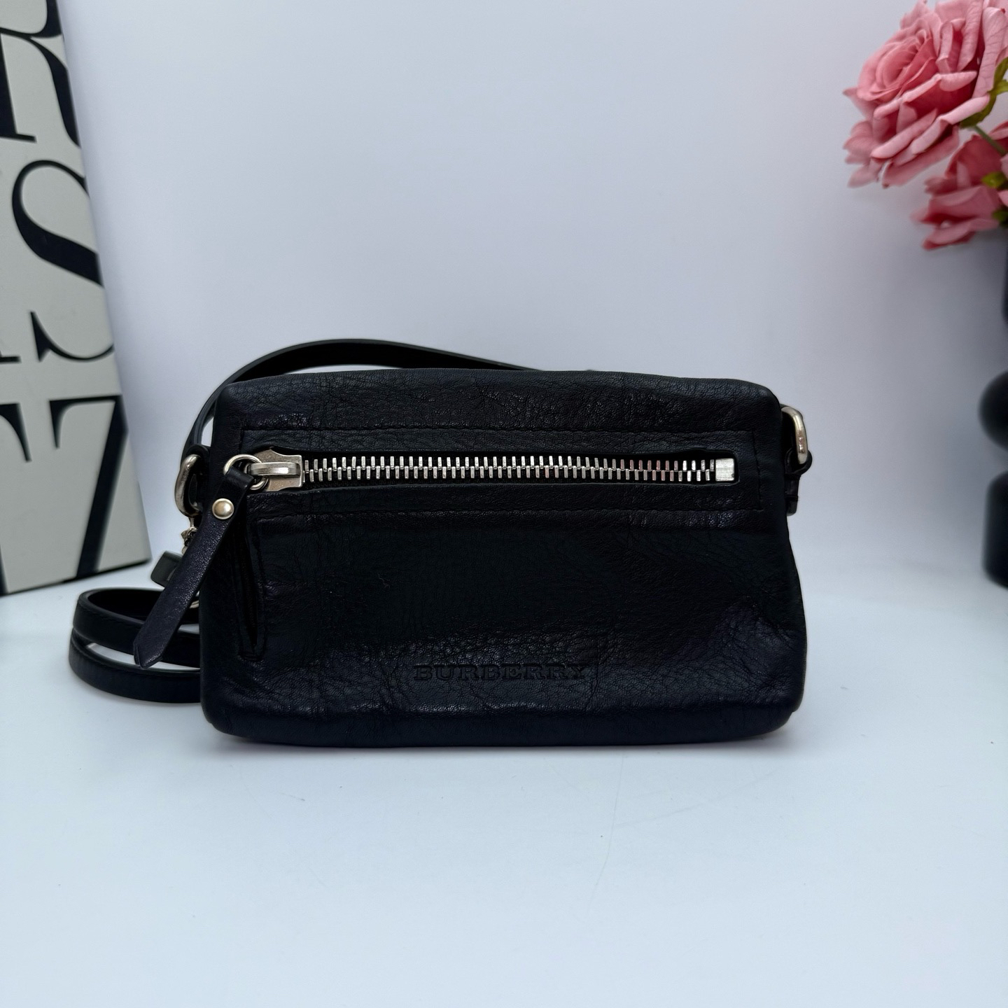 95新 BURBERRY/博柏利 博柏利  xy 9382黑色迷你斜挎包18x11