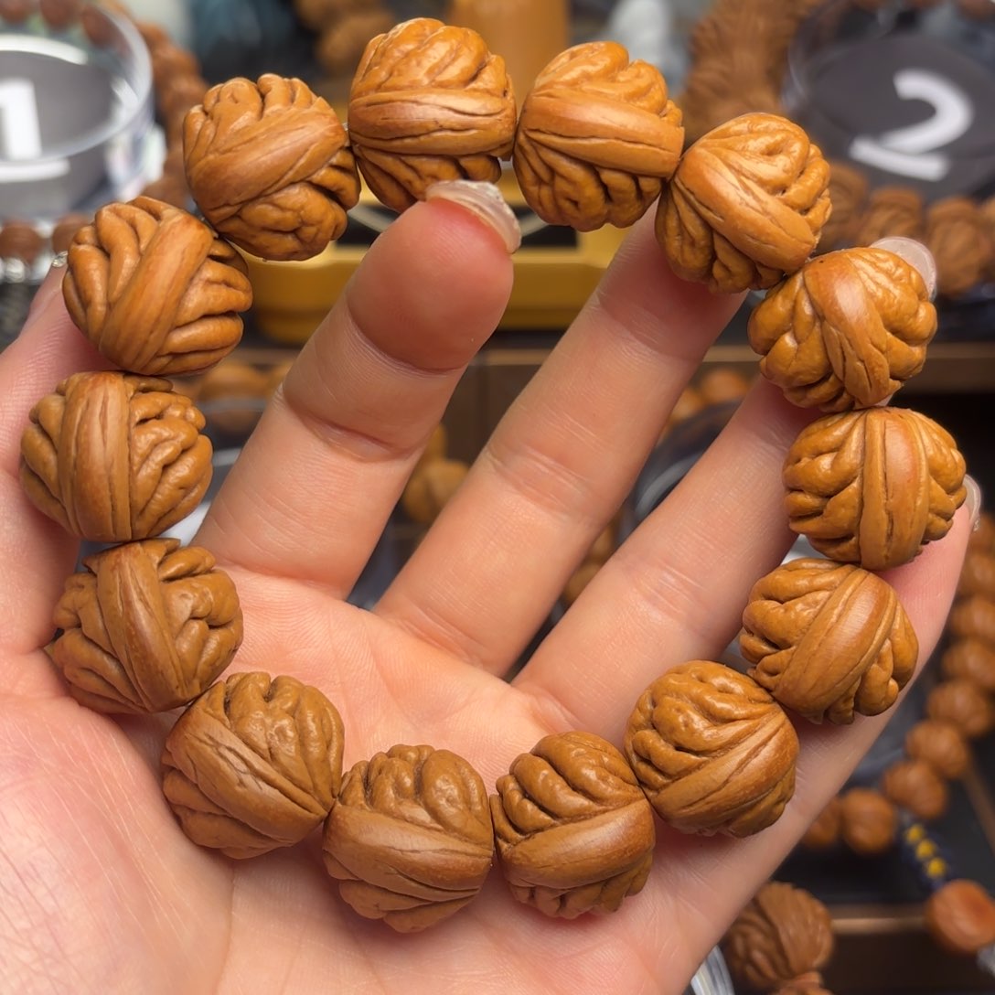 桃核吊坠野生豹子头2.0尺寸