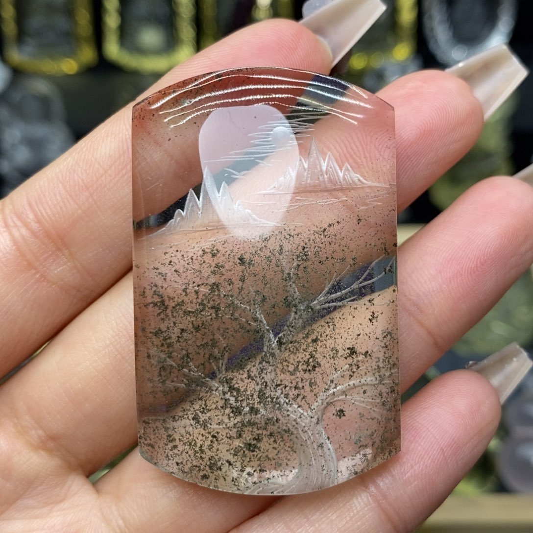 M****颈饰水晶未镶嵌绿幽灵吊坠