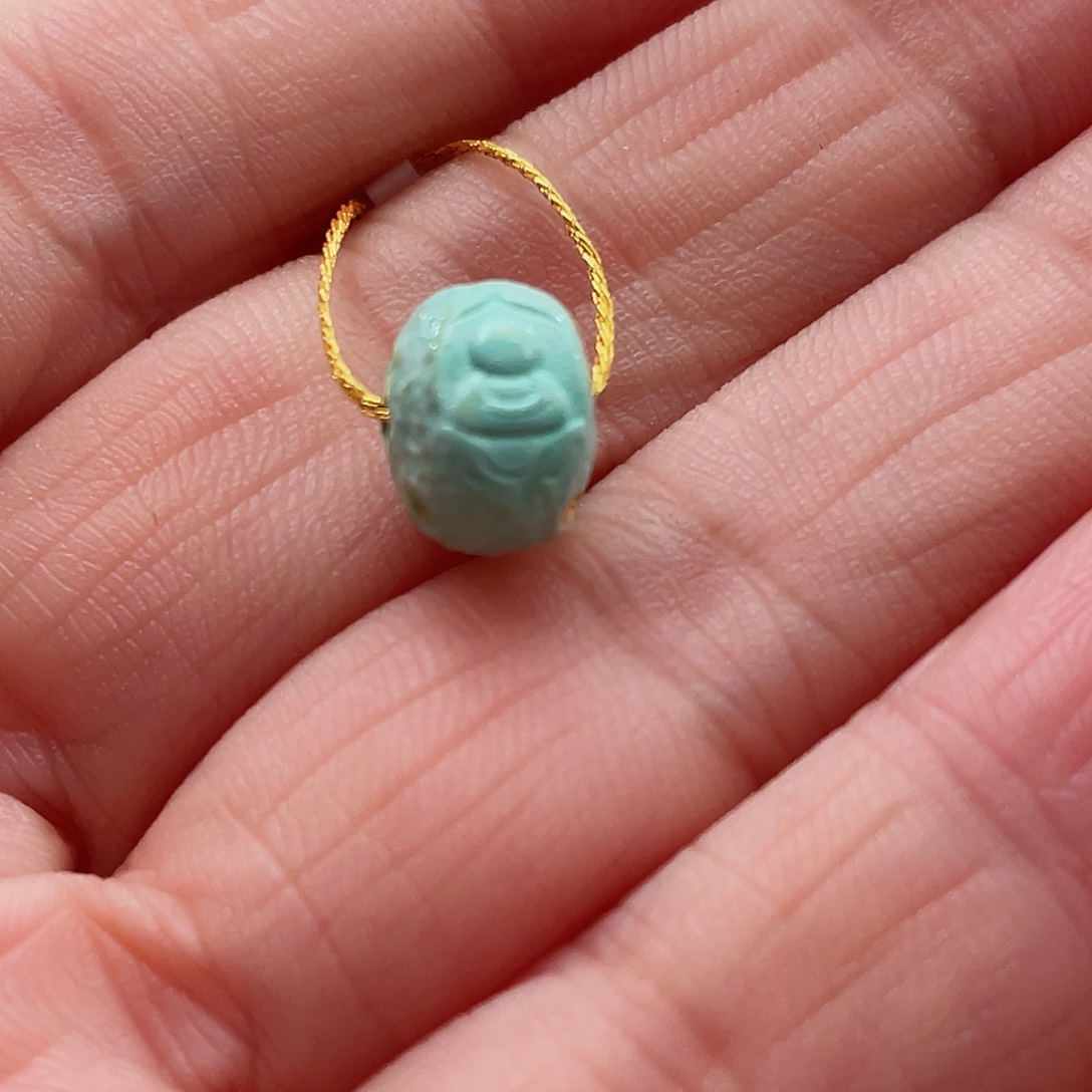 绿松石颈饰未镶嵌