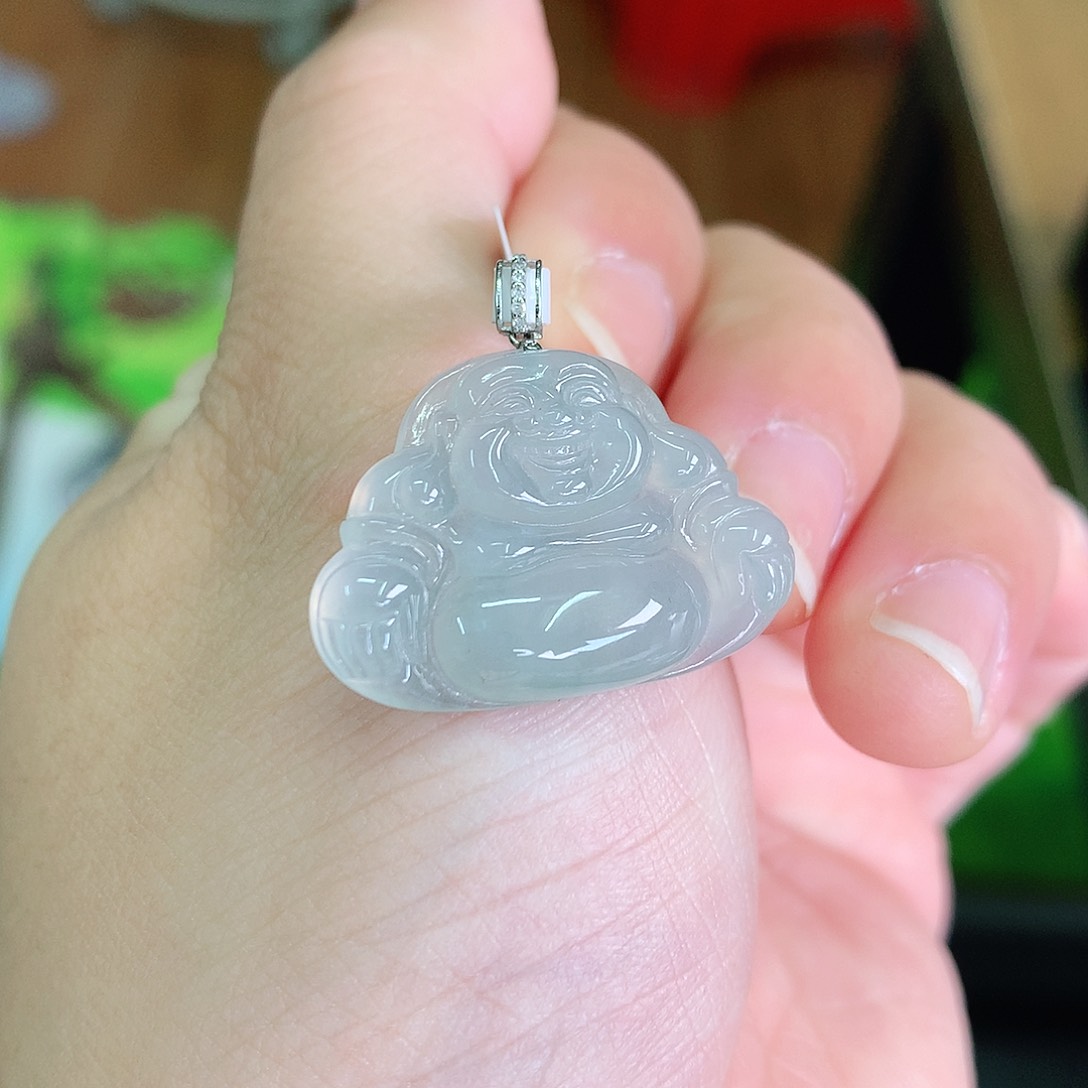 翡翠颈饰18K金镶嵌冰胶佛公