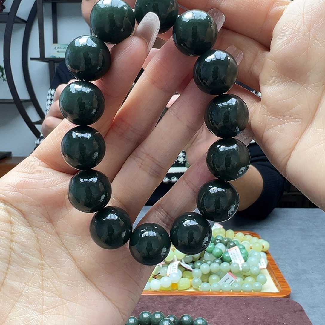 和田玉未镶嵌手链16且末