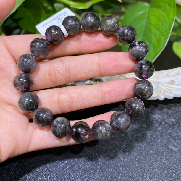 极光二三单圈黑羽11mm左右水晶手串