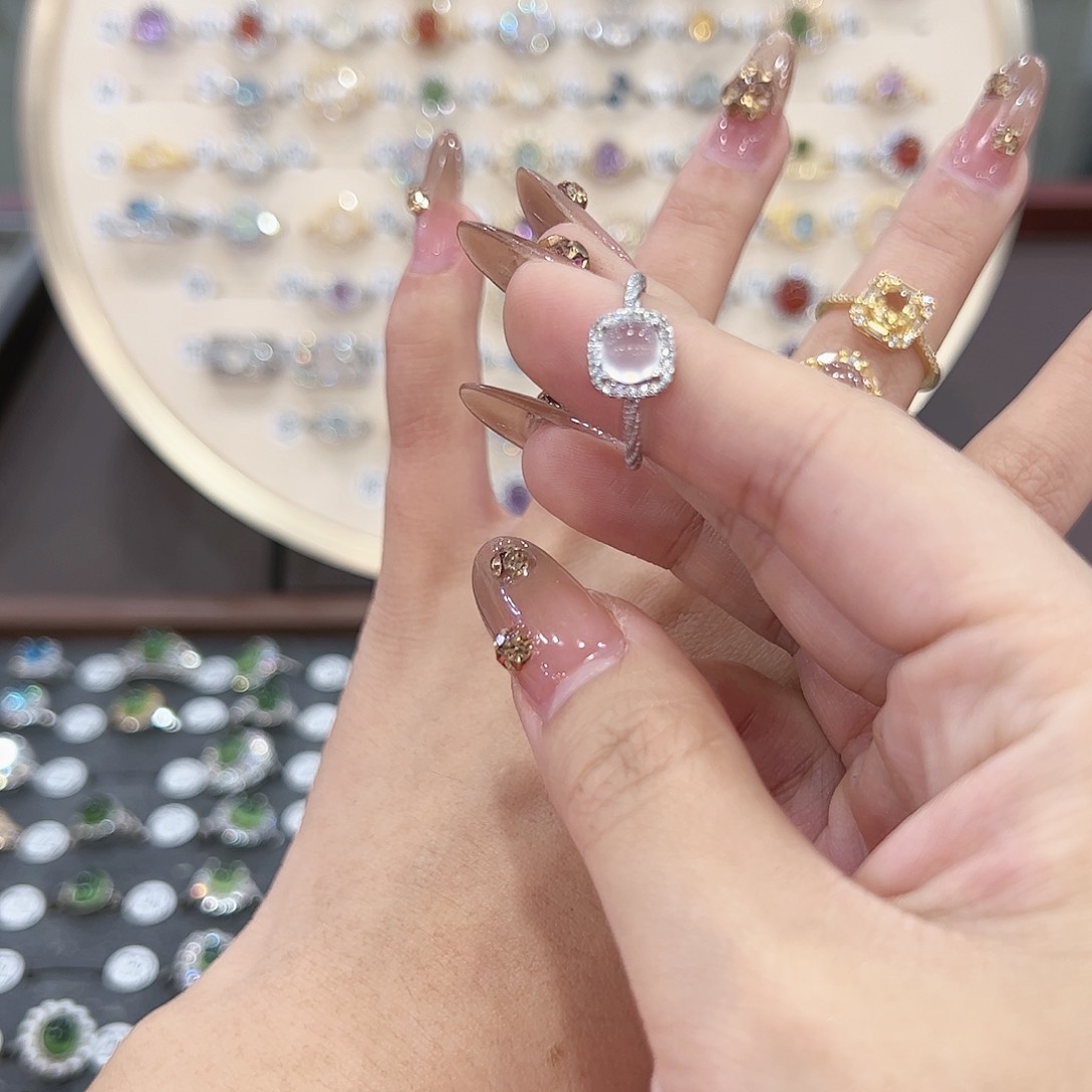 蛇纹石玉戒指银S925镶嵌水*果