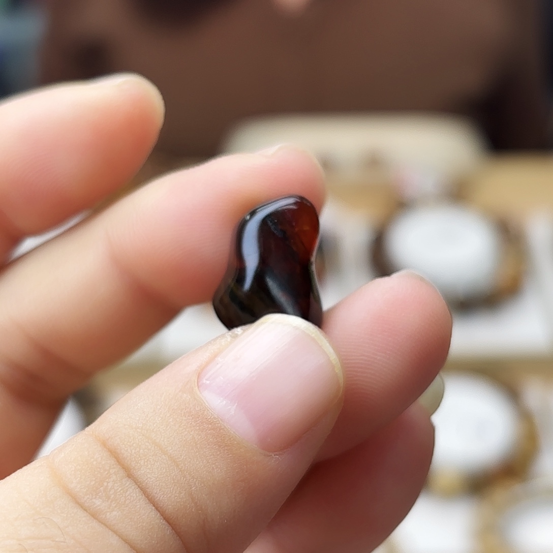 琥珀未镶嵌裸石大