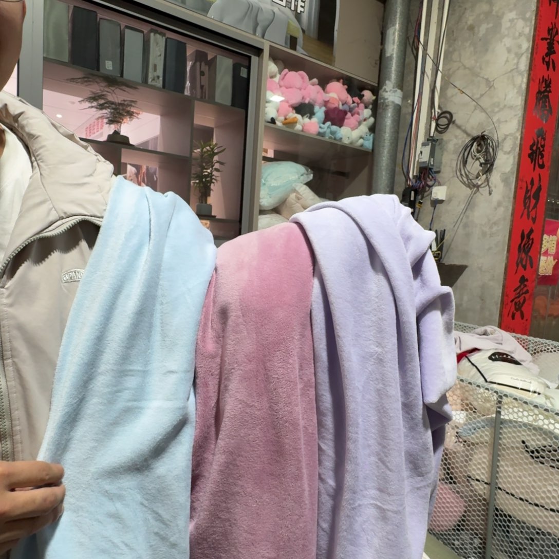 聚酯纤维一米八床笠绒