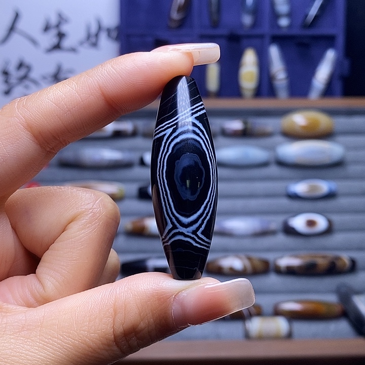 克***勒玛瑙/玉髓未镶嵌颈饰