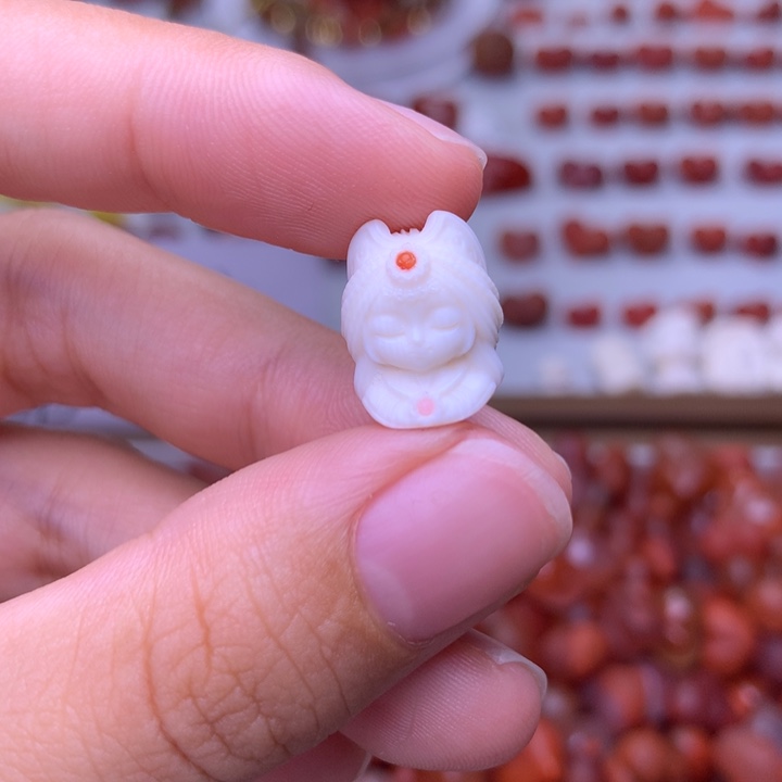 南红玛瑙未镶嵌珠宝半成品牙牙扎基