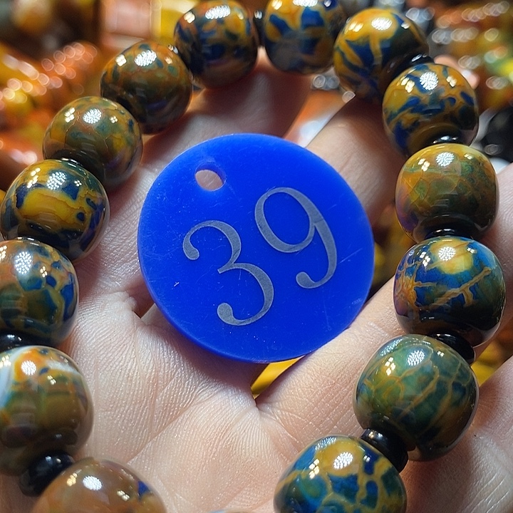 玉***心玛瑙/玉髓未镶嵌手链