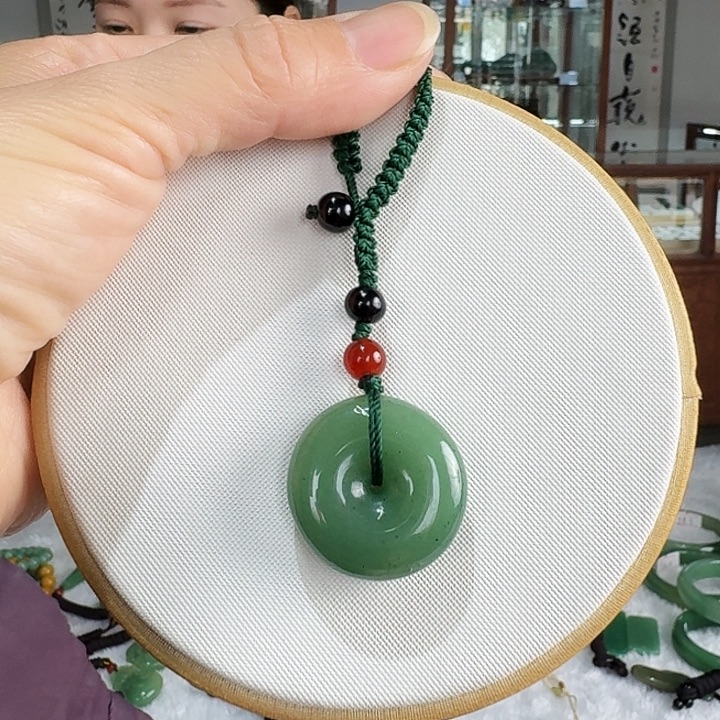 密玉（石英质玉）未镶嵌吊坠