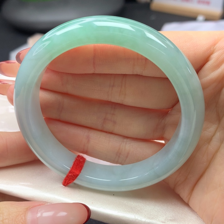 翡翠手镯未镶嵌57正圈