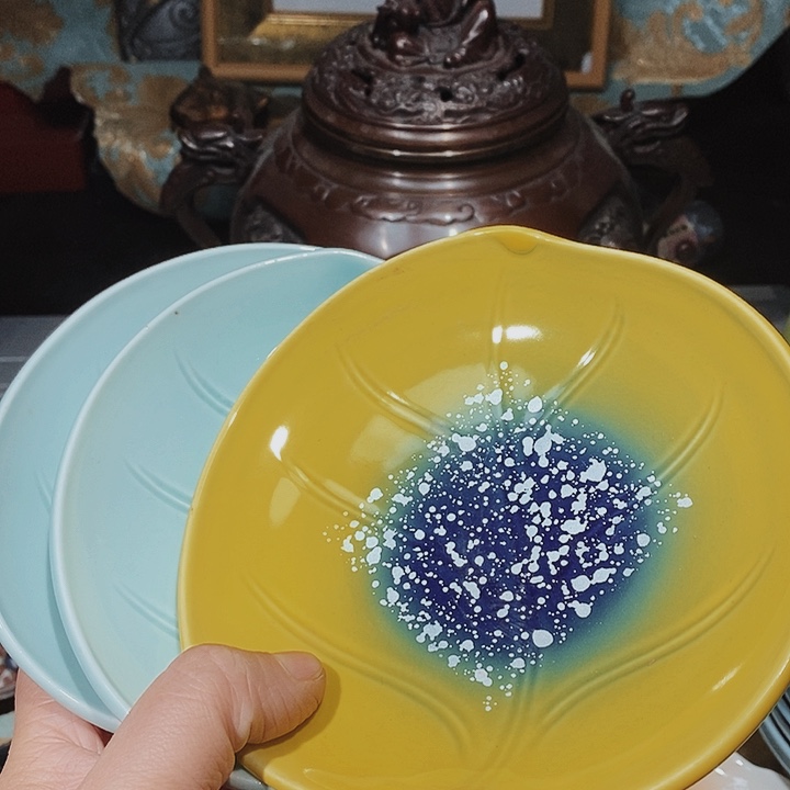 瓷片新年快乐。万事如意