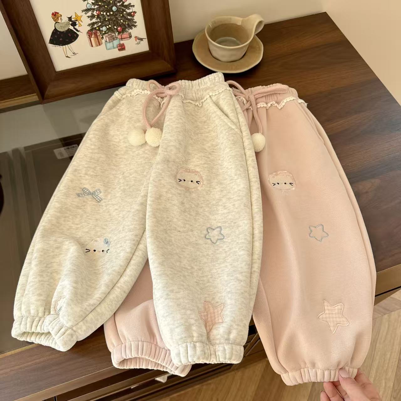 秋冬季女童刺绣一体绒宝宝卫裤秋款加绒保暖休闲裤