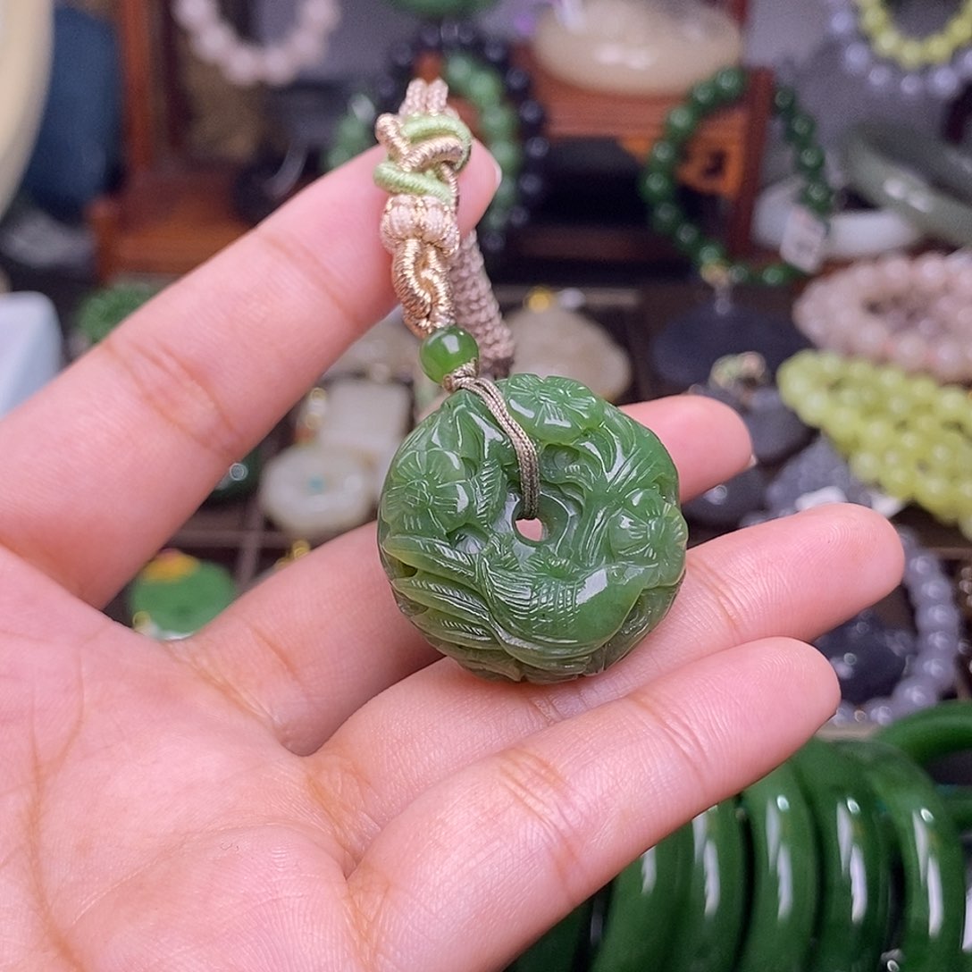 和田玉碧玉老料平安扣未镶嵌