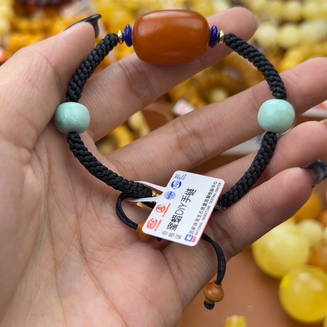 琥珀珠宝奇石未镶嵌