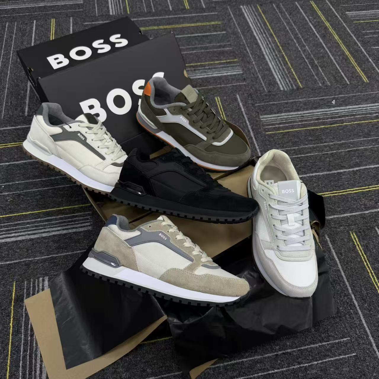 在售新款！HUGO BOSS雨果博斯/男士复古运动休闲跑鞋（运动鞋码）