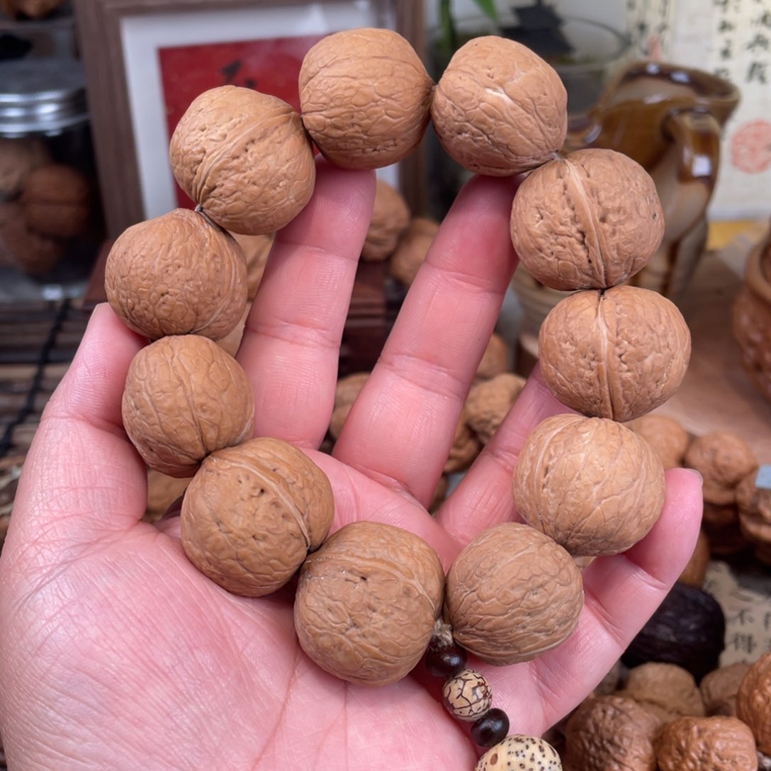 文玩核桃把件景*小姬宝手持11颗