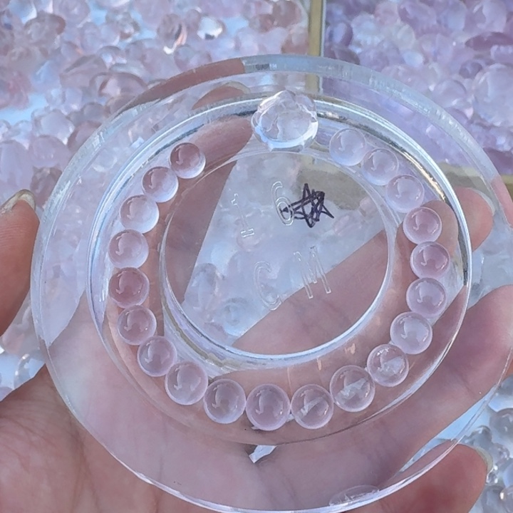 小***燕未镶嵌水晶手串粉水