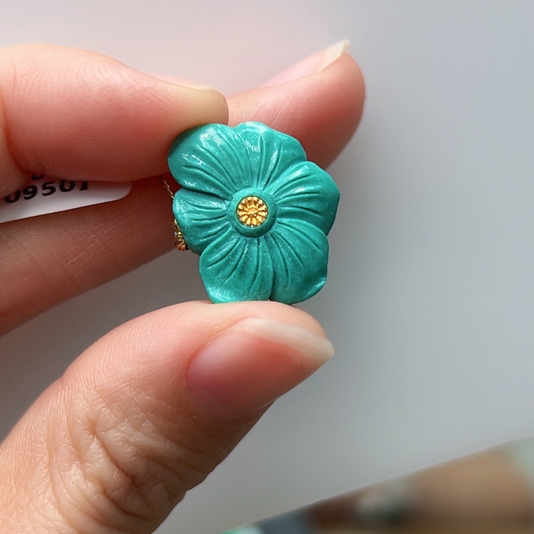 绿松石珠宝奇石18K金镶嵌