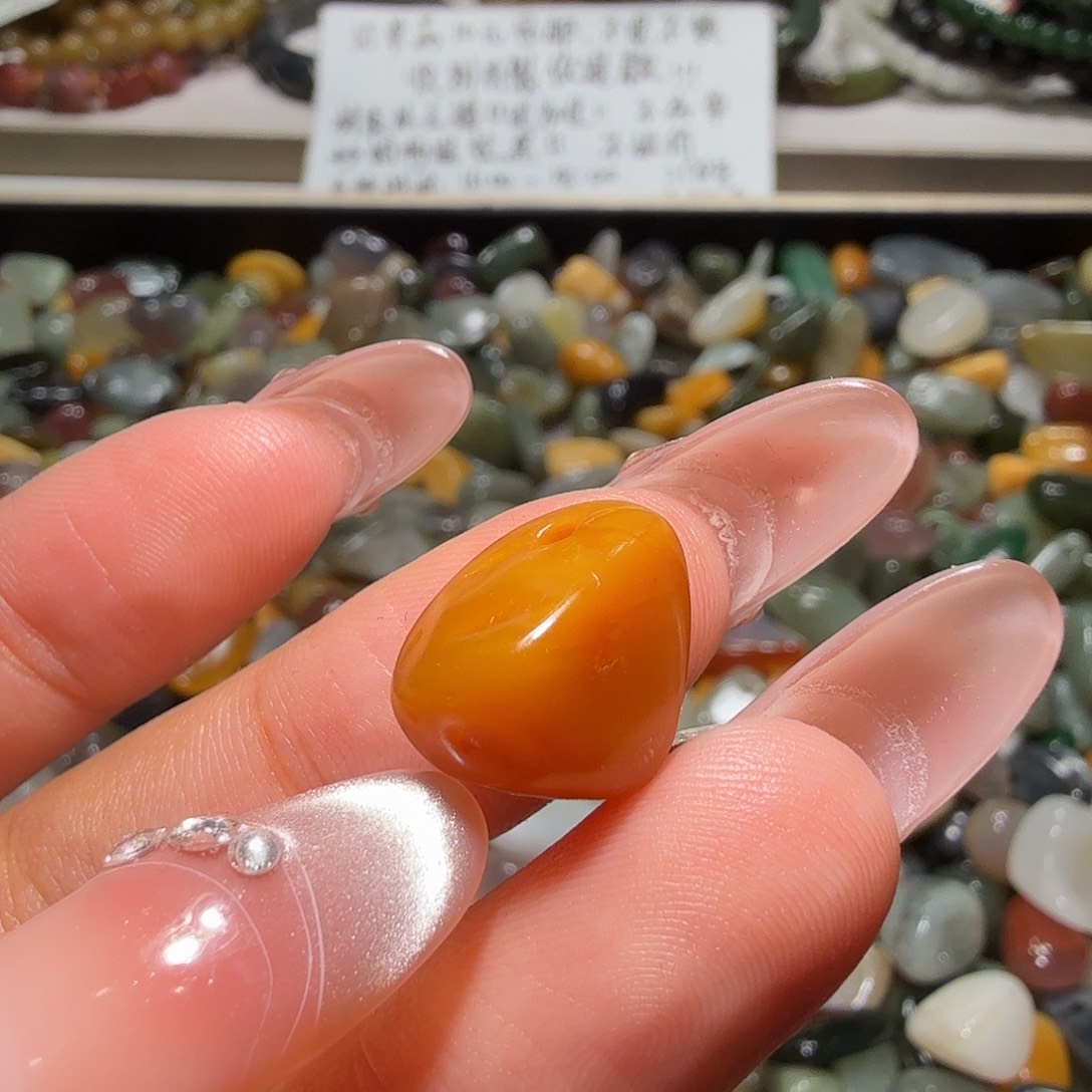 和田玉未镶嵌珠宝奇石