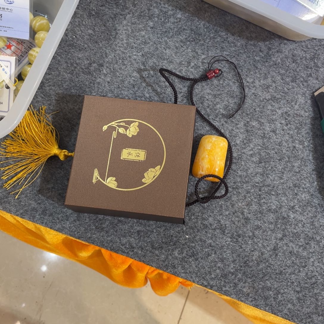 琥珀未镶嵌手链000