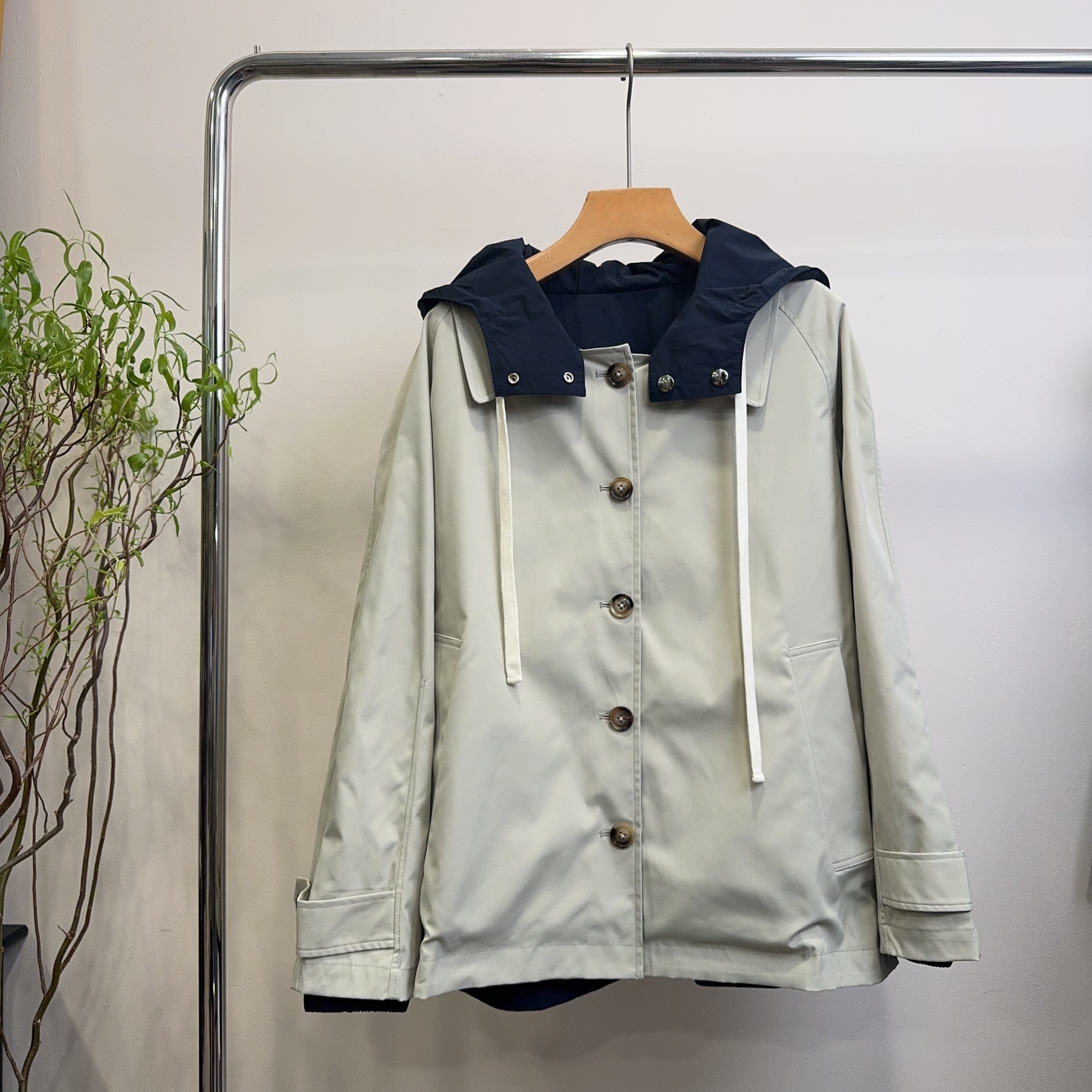 双面穿连帽风衣外套LP110