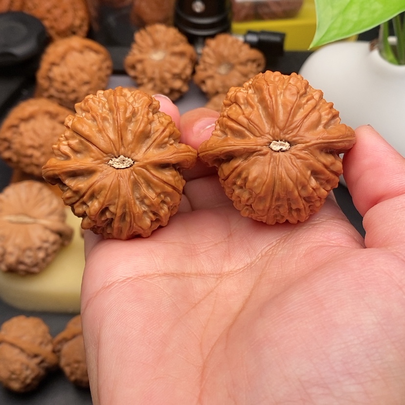 【闪购商品】文玩核桃把件金麒麟40.5