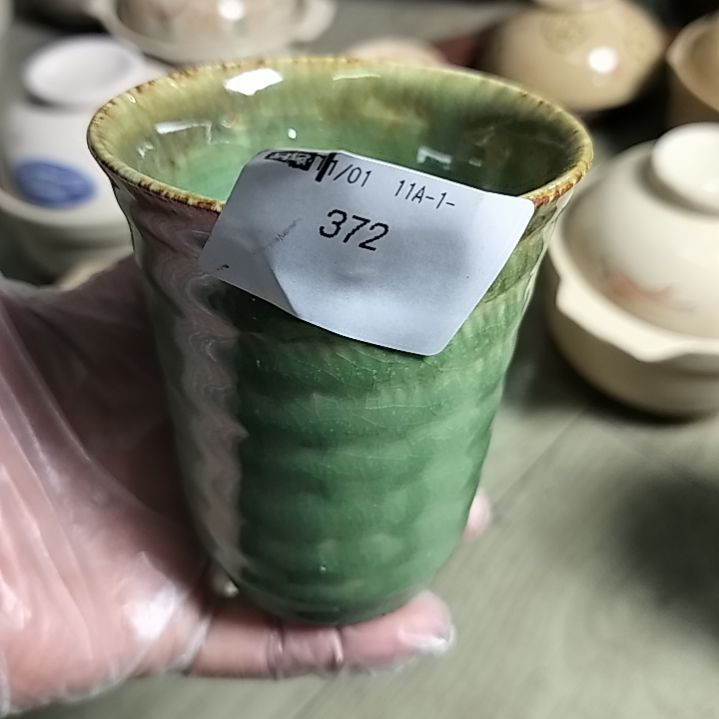 盘瓷片陶瓷杯盘壶碗都有