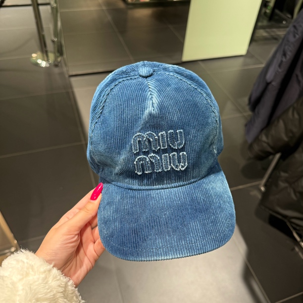 未使用 MIU MIU/缪缪 男女同款蓝色灯芯绒棒球帽 