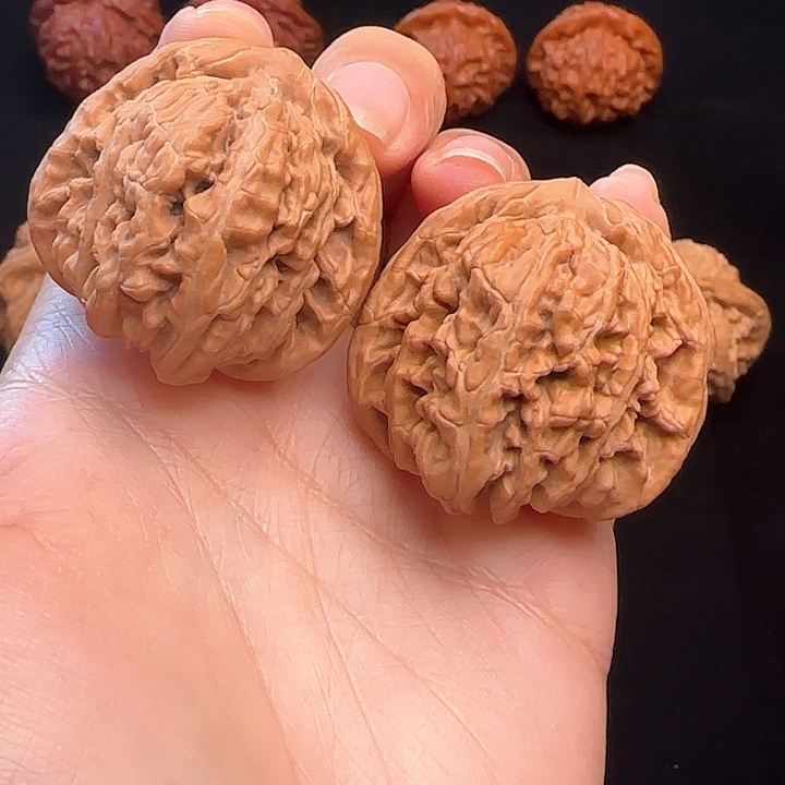 文玩核桃吊坠汉高楼38