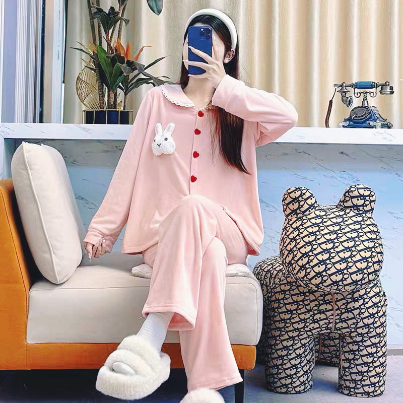 2025年新款粉立体兔兔海岛绒家居服套装