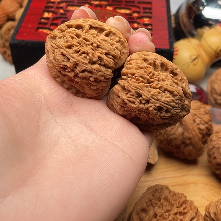 翩***年桃木物美价廉 物美价廉