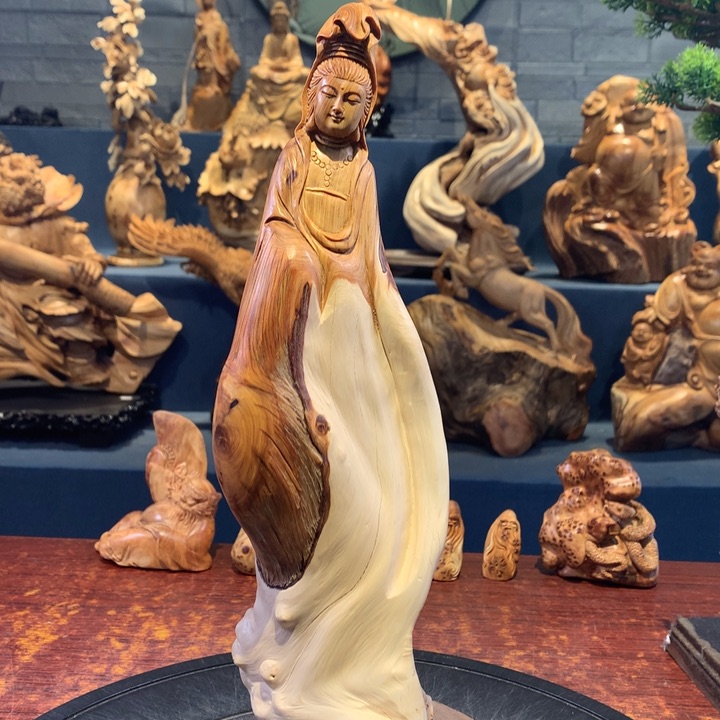 柏木（崖柏）根雕摆件