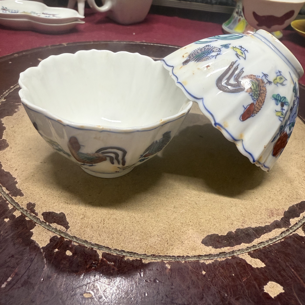 斗彩花口鸡缸杯一对