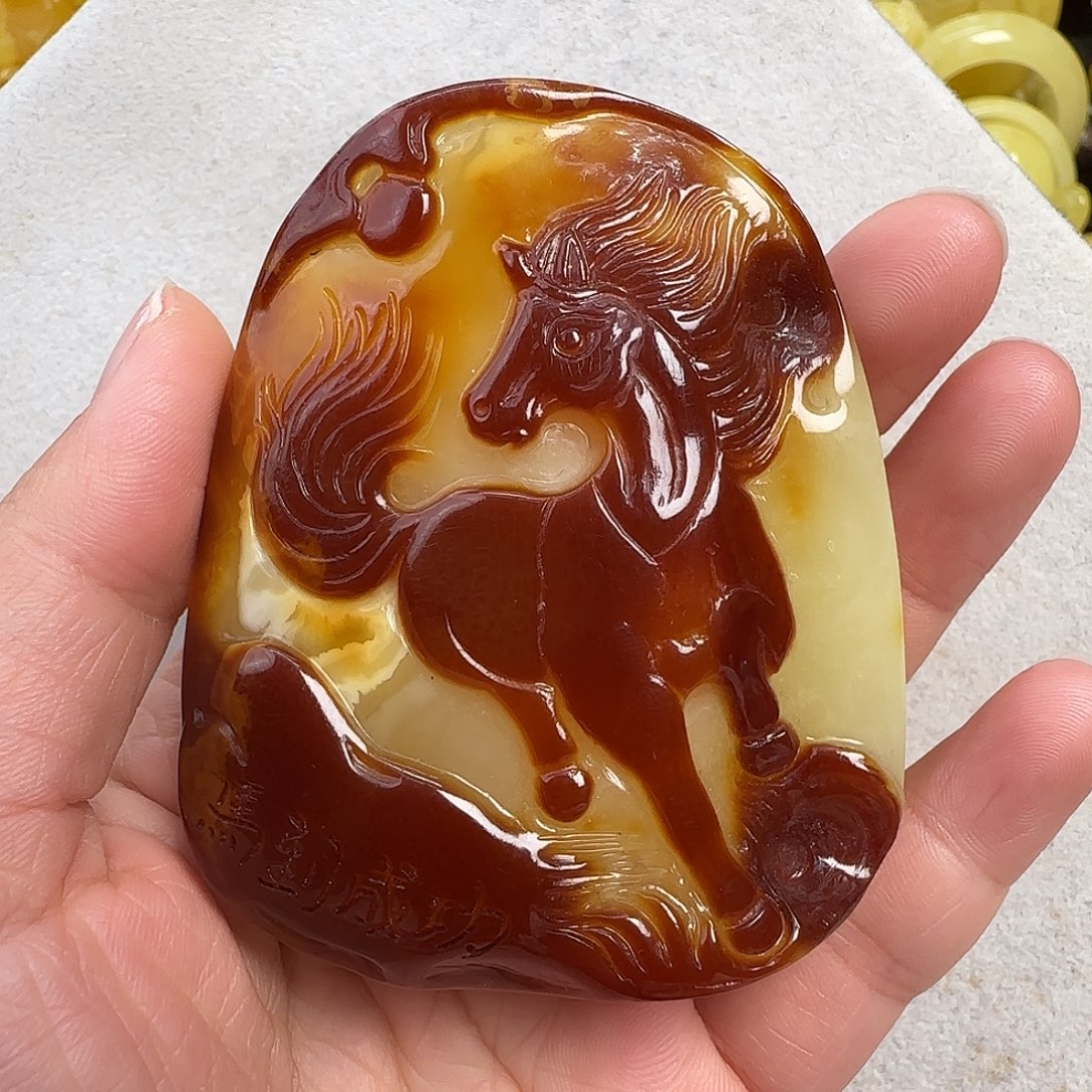 蜜蜡未镶嵌珠宝奇石