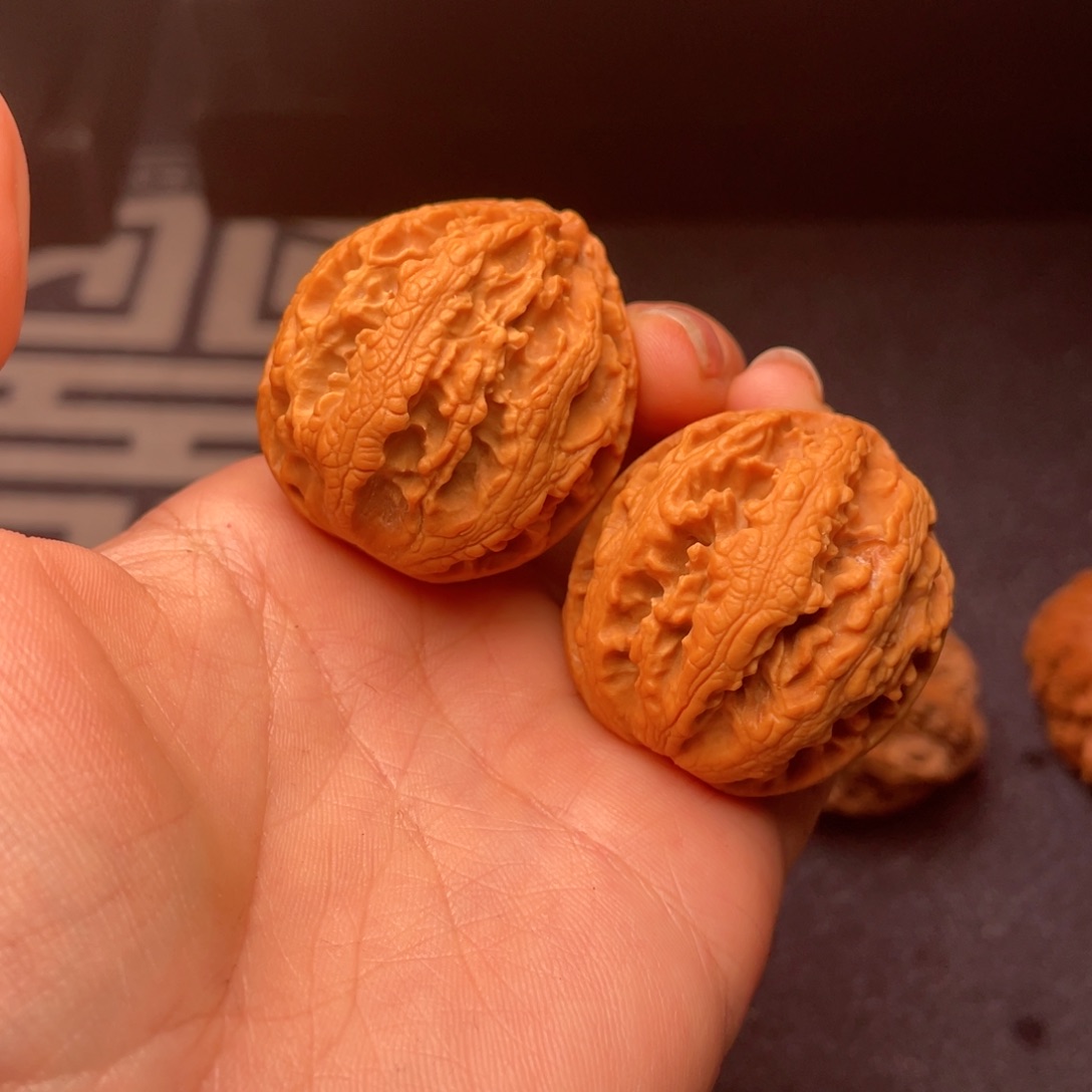 文玩核桃把件秦岭核桃45