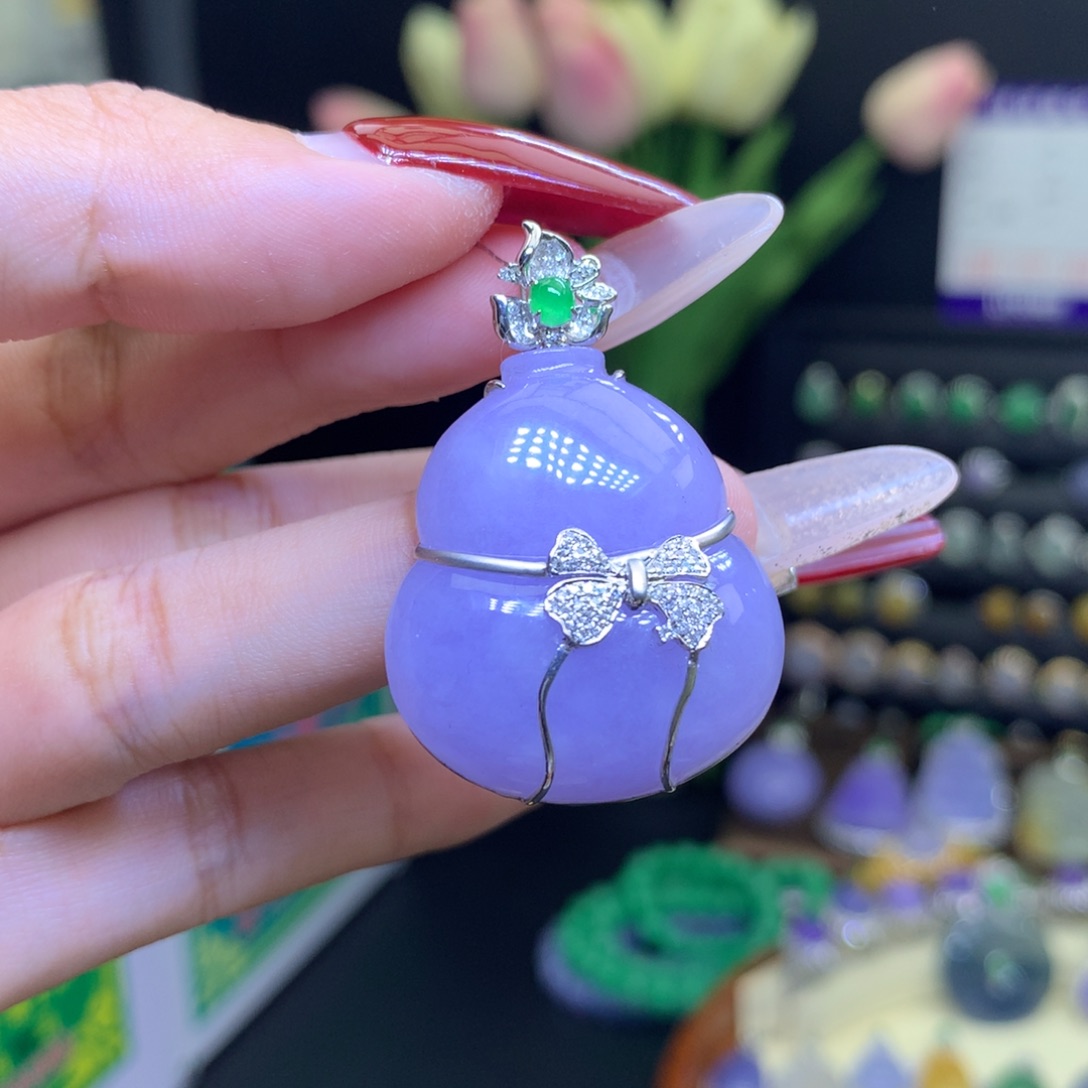 翡翠颈饰18K金镶嵌天然