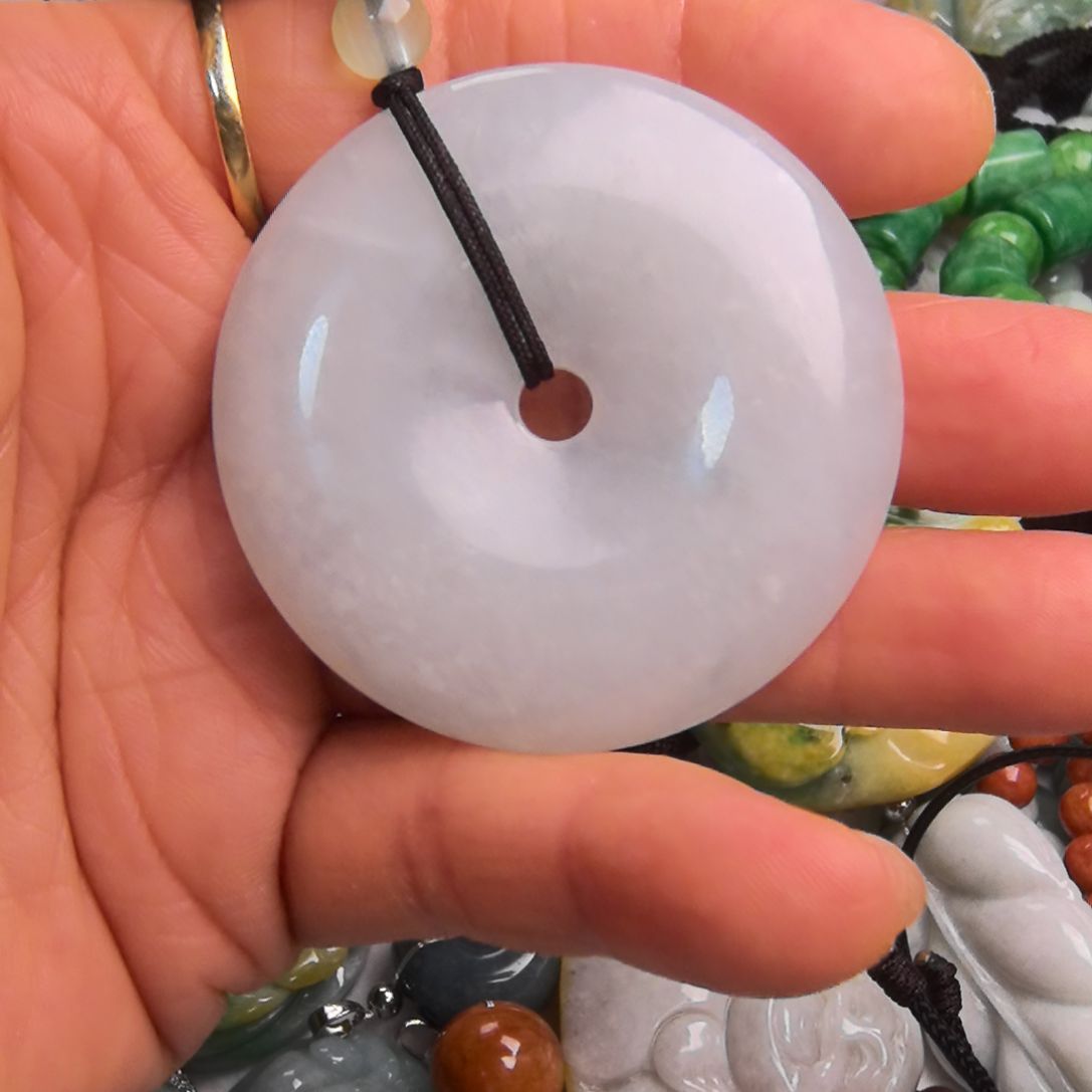 翡翠颈饰未镶嵌吊坠