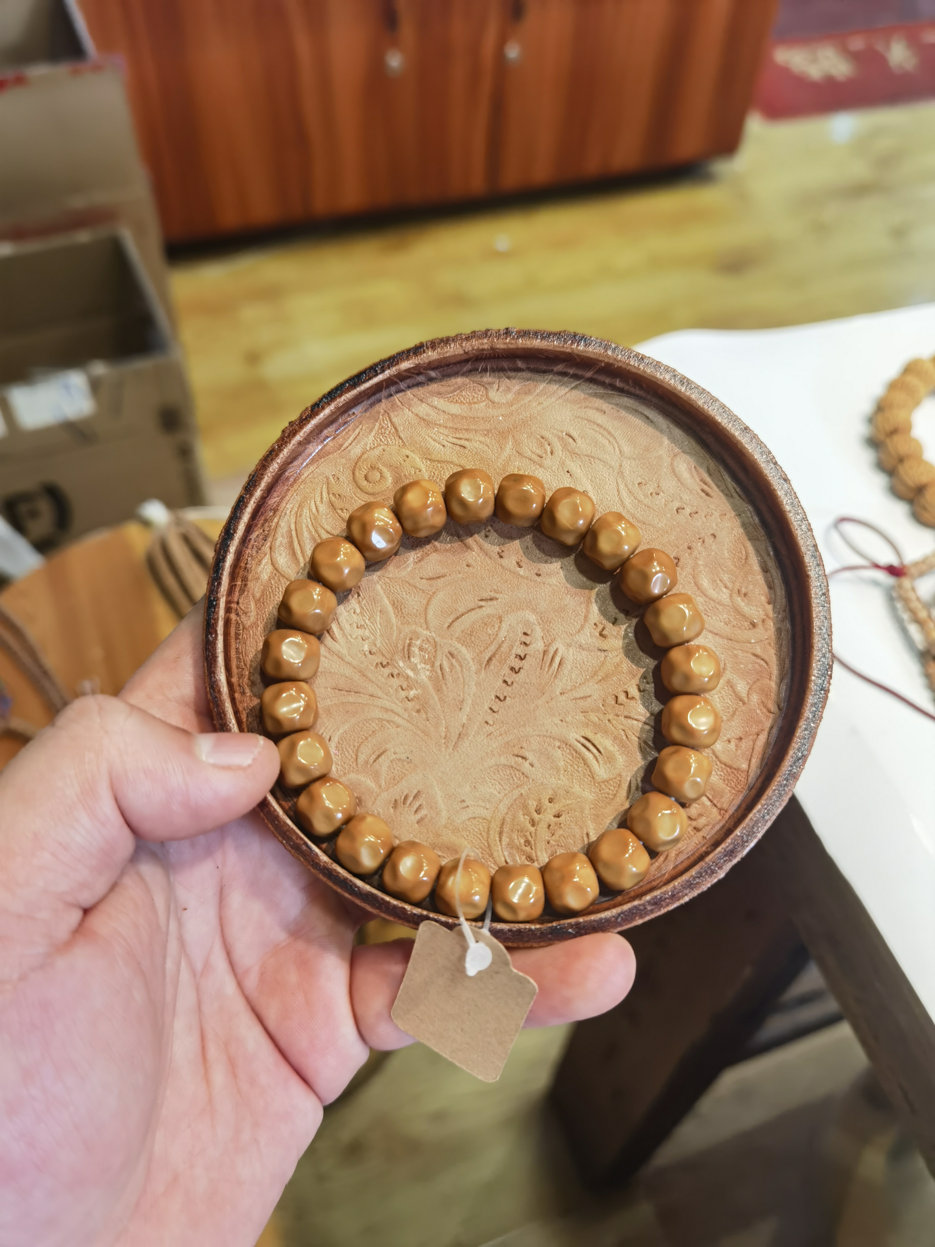 猴头儿奶酪手串儿尺寸10。