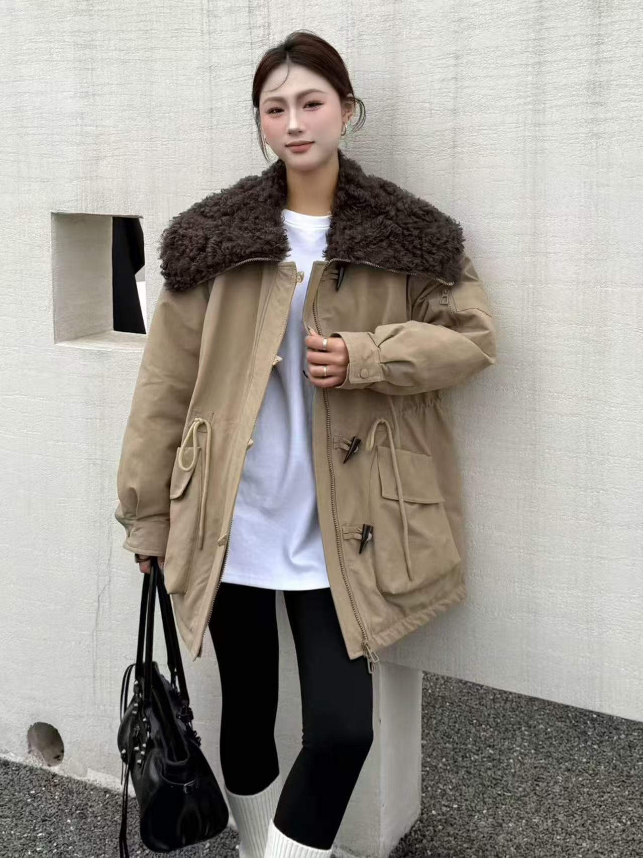羊羔毛大翻领中长款羽绒派克服外套女2025秋冬季宽松显瘦减龄上衣